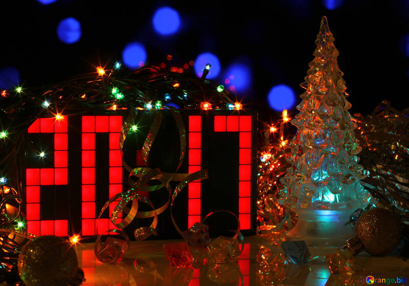 Figure 2017 immagine di Natale con l`albero di Natale №48098