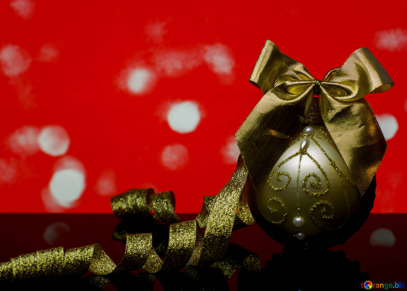 Christmas balls and ribbon with reflection №48198