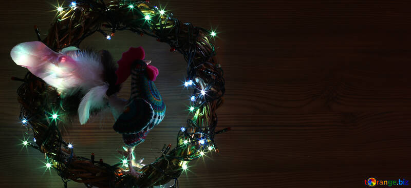 Corona de Navidad con un fondo gallo con el espacio para el texto №48026
