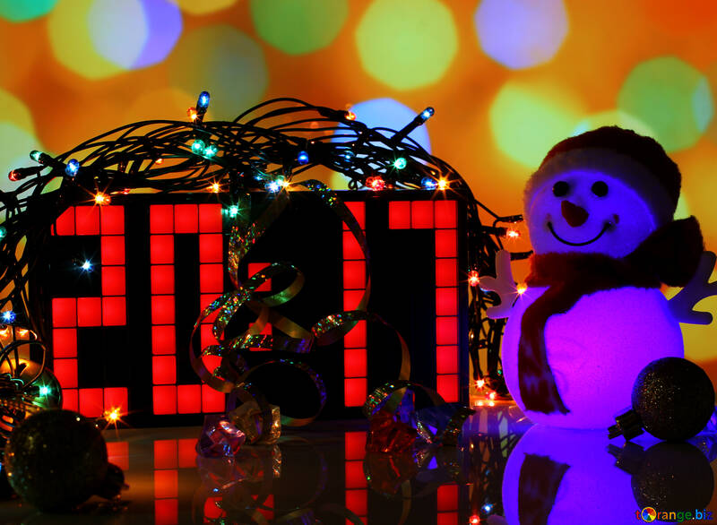 Imagen de la Navidad con los números 2017 y un muñeco de nieve №48089