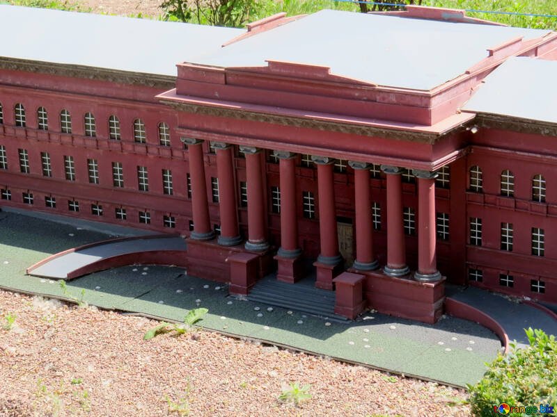Edifício vermelho de Kyiv National Taras Shevchenko University №49892