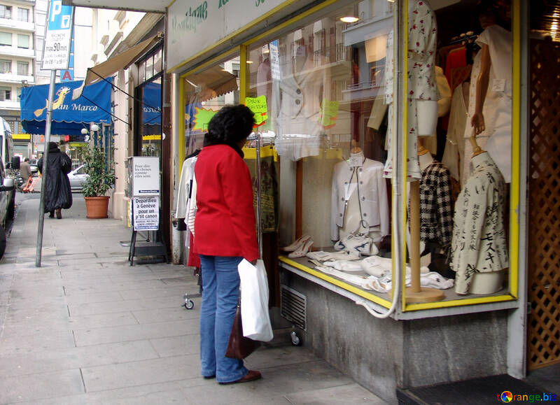 Vetrina del negozio di abbigliamento a Ginevra №49977