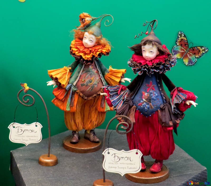 Two dolls in festive wear №49026