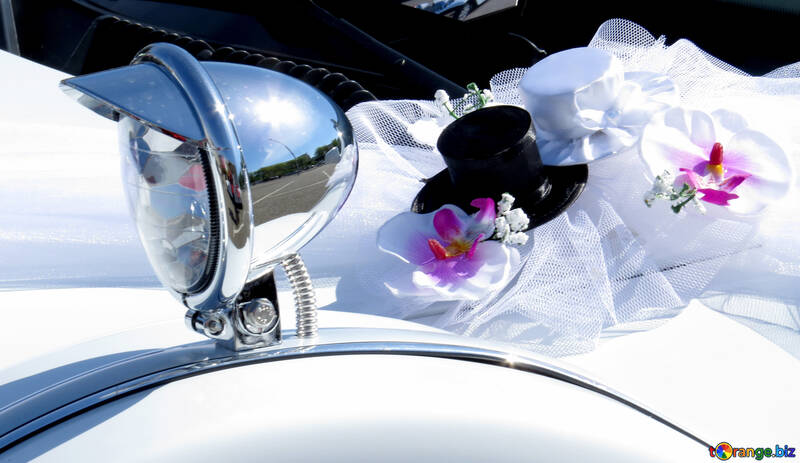 un coche de matrimonio espejo de boda vestido de decoración №49020