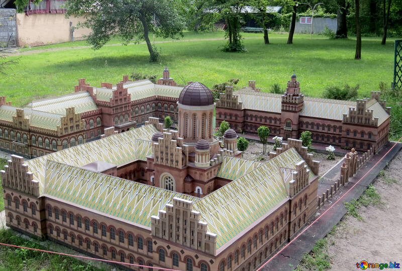 The model of the palace №49831