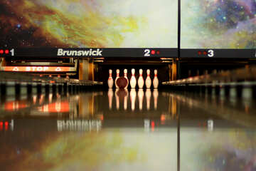 Boule de bowling et quilles №50456
