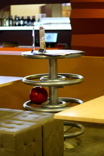 Mesa de asiento y taburete de bar bola de color rojo en soporte de 4 niveles №50419