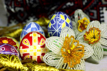 Easter eggs flower  beads red yellow blue №50287