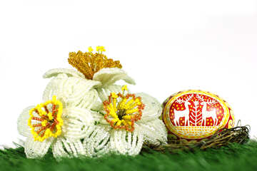 Huevo de pascua con flores de reno №50292