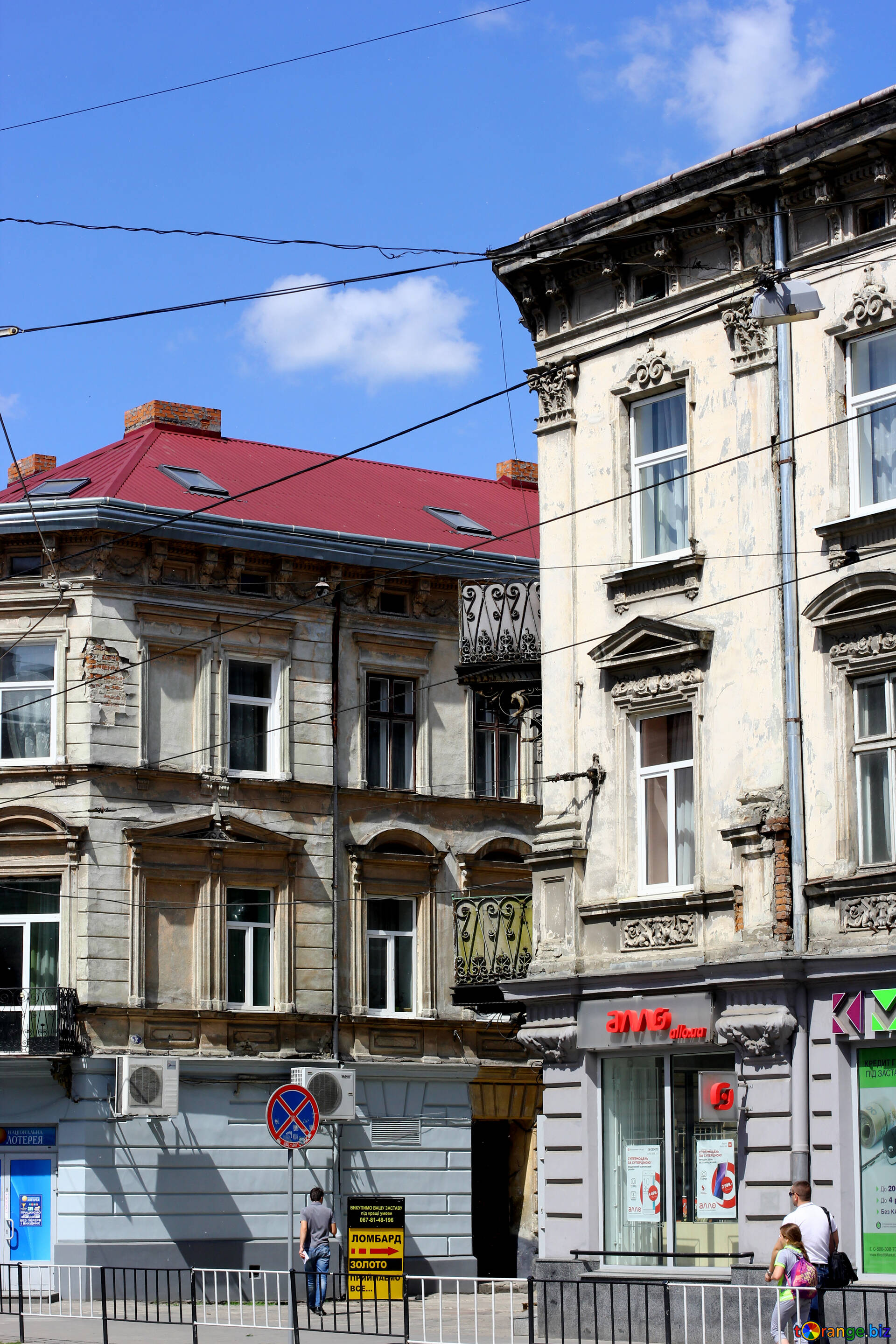 ヨーロッパの建築 無料の写真 青い空と古いヨーロッパの赤い屋根白い建物 無料の写真 歴史的な建物 51771 Torange Biz