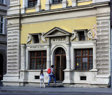 Будівля музею №51926