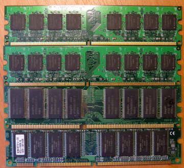 Chips de computador ram da placa-mãe №51591
