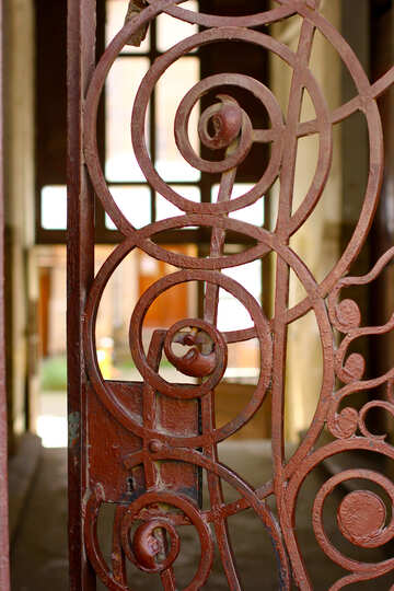 Rusted decorative carving fence №51727