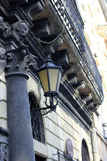 Viejo edificio de la lámpara №51935