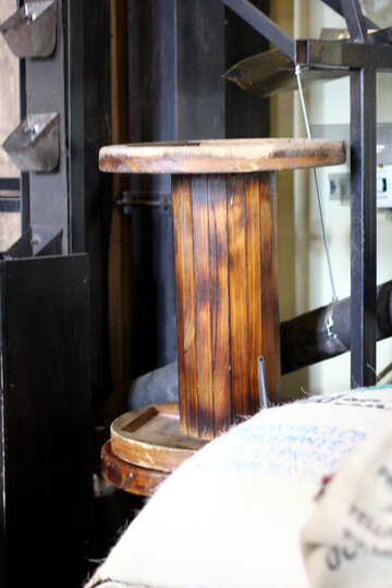 Hilo carrete de mesa de madera №51952