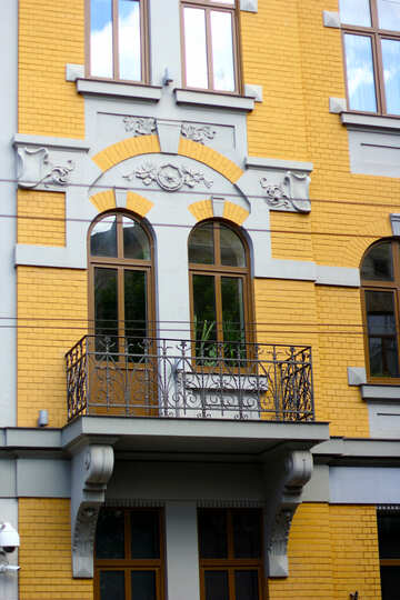Yellow wall with balcony №51744