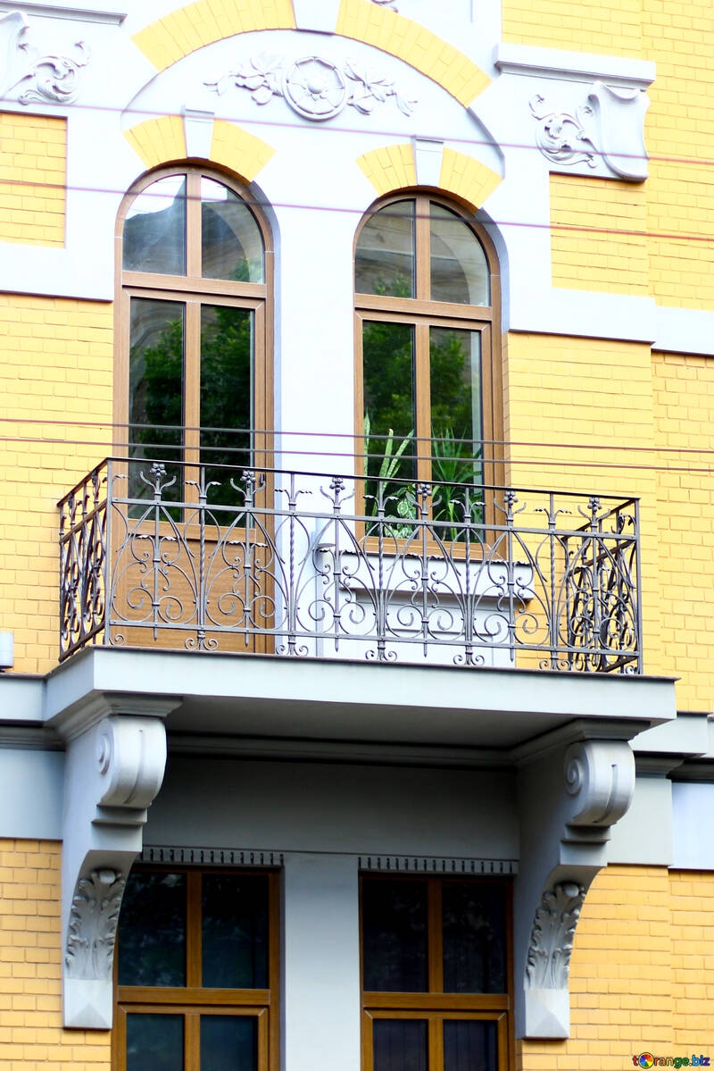 windows balcony yellow house №51743