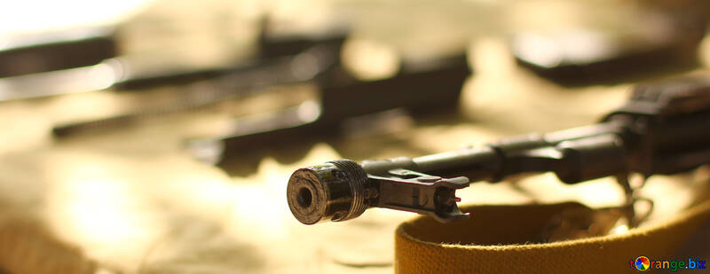 Gun tool in focus, others background and blurred №51186