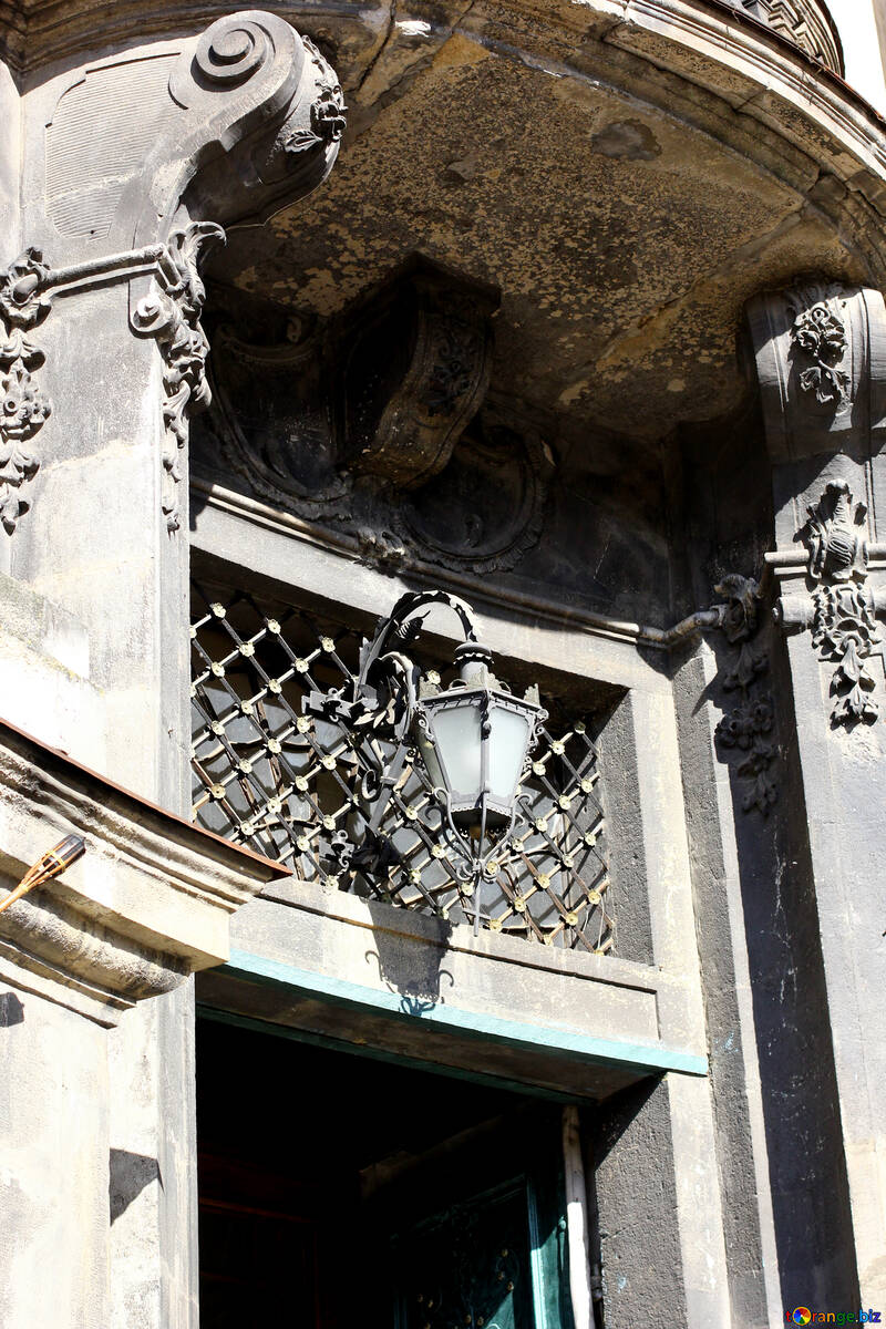 Entrance of a building with a lantern above architecture №51602