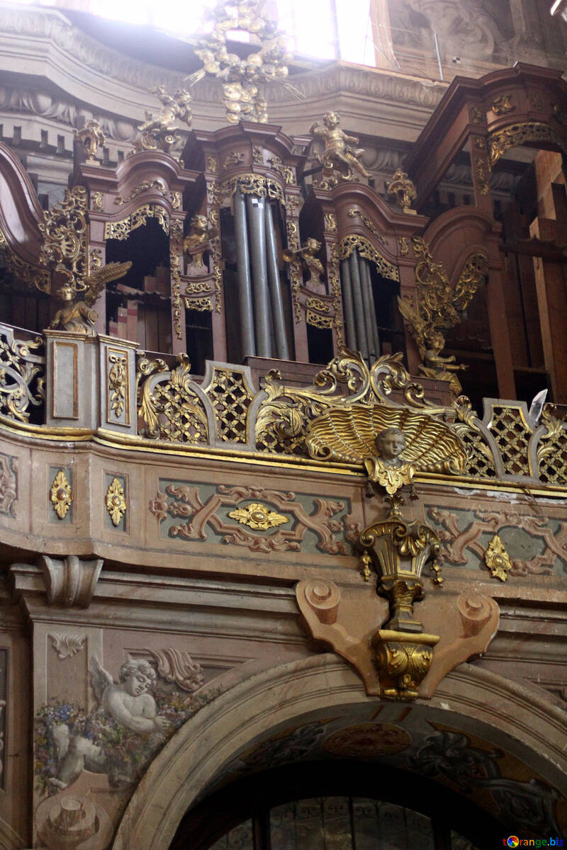 A church organ altar №51874