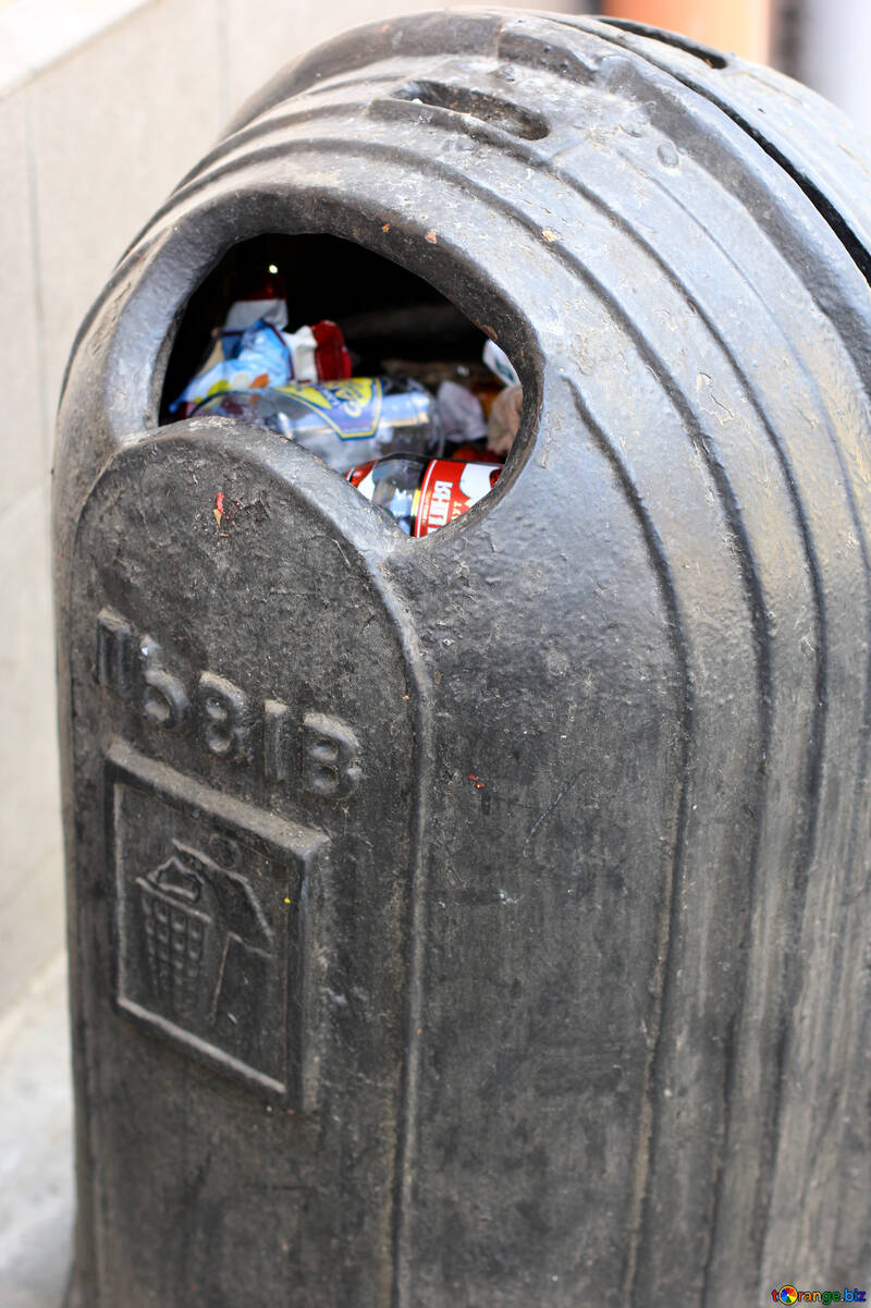 Trash  bin №51782