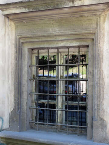 Fenêtre à barreaux №52151