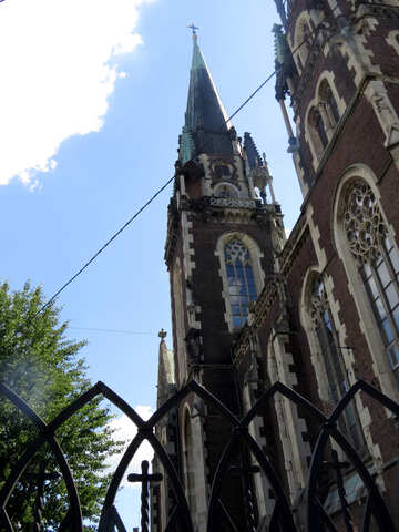 Costruzione della torre antica della chiesa della cattedrale №52232