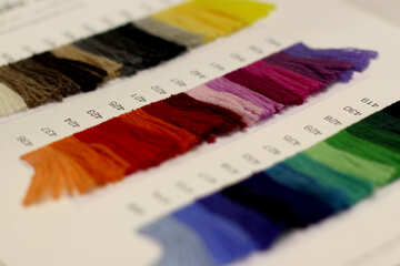 Hilos de bordar multicolores №52934