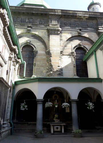 Puerta de la casa del palacio №52177