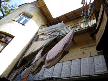 Casa lavanderia e un balcone dell`edificio №52244