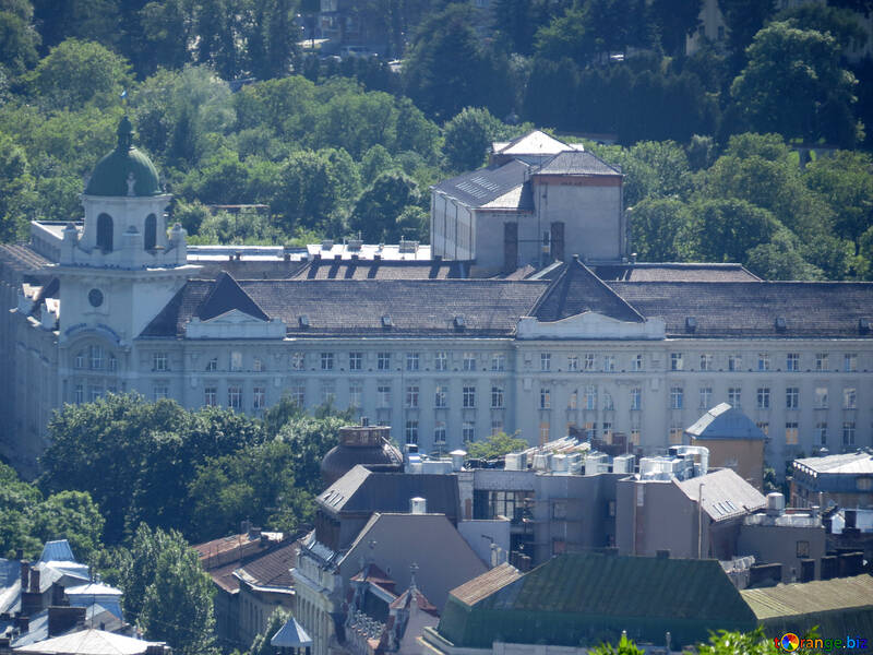 Gli edifici governativi ospitano la casa del castello un grande edificio №52101