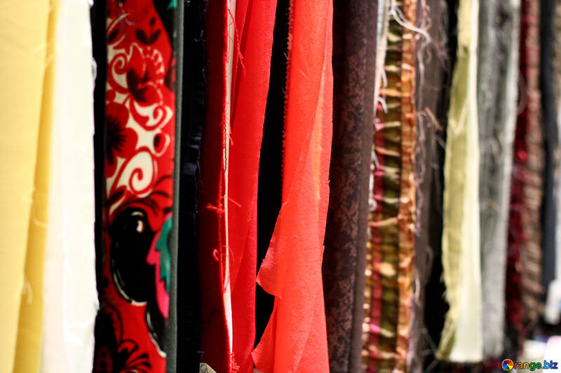 服やドレスの素材シルク生地赤い色縦縞 №52574