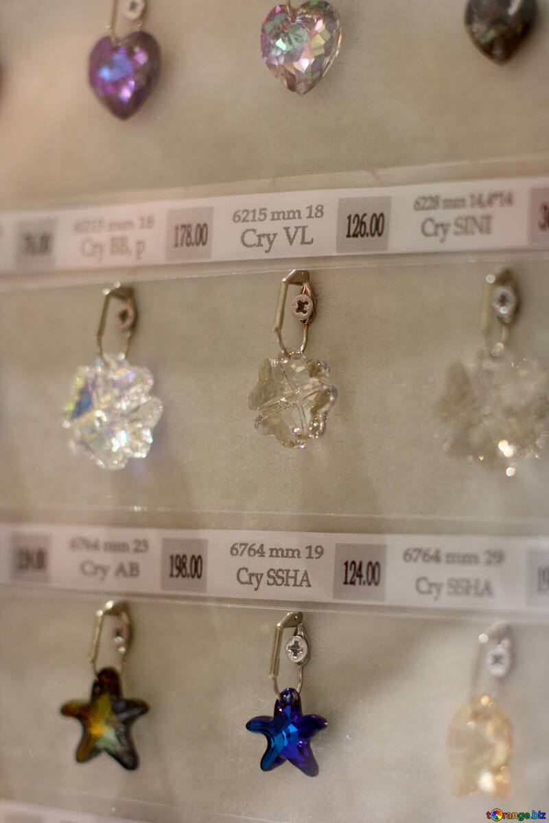 Keychains jewelry gemstone earnings №52541