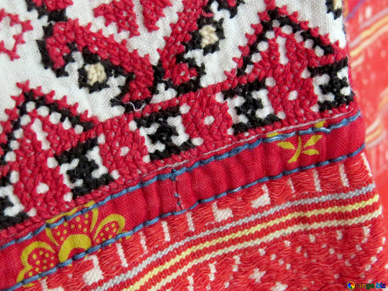 ファブリック民芸刺繍カーペット赤パターン №52372