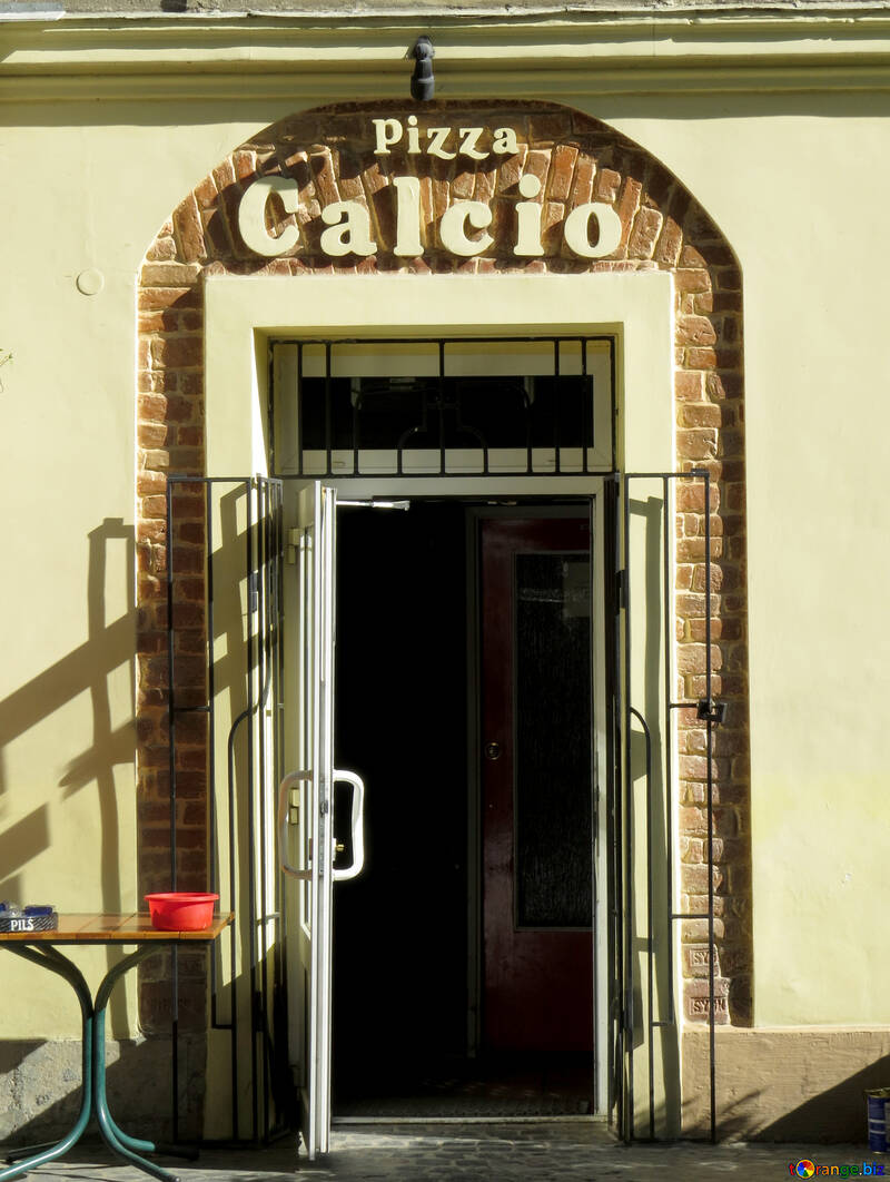 Puerta de pizza Calcio tipo tienda №52191