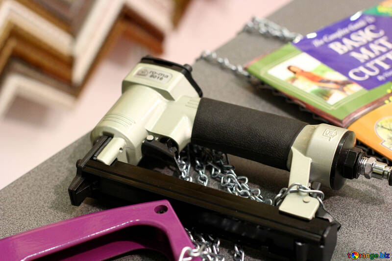 pneumatic staple gun gun tools wierd machine stapler glue №52857