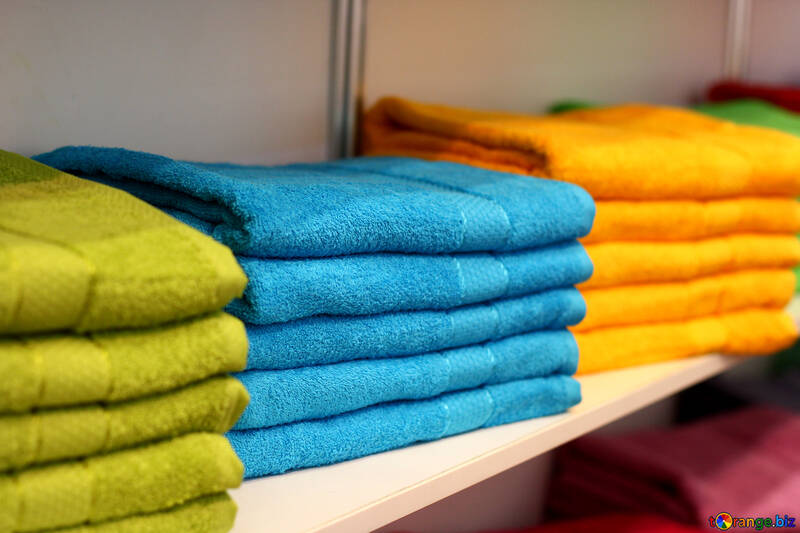 Neatly arranged towels №52622