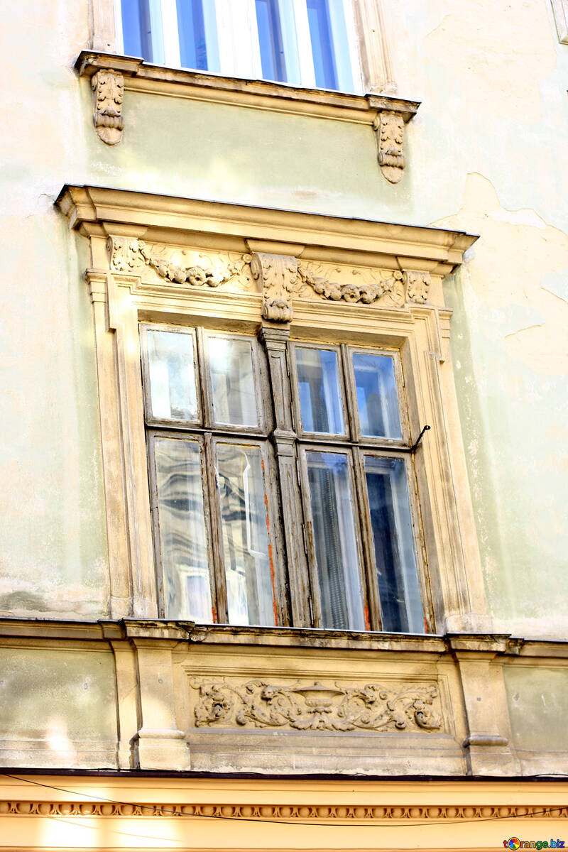 sculpted window №52012