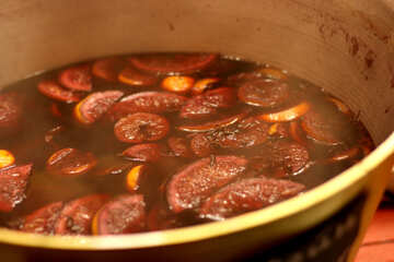 Bowl with liquid sangria cooking pot №53512