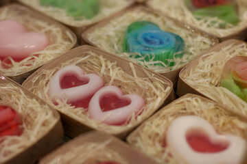 Corações amor em forma de sabonetes em cestas №53108