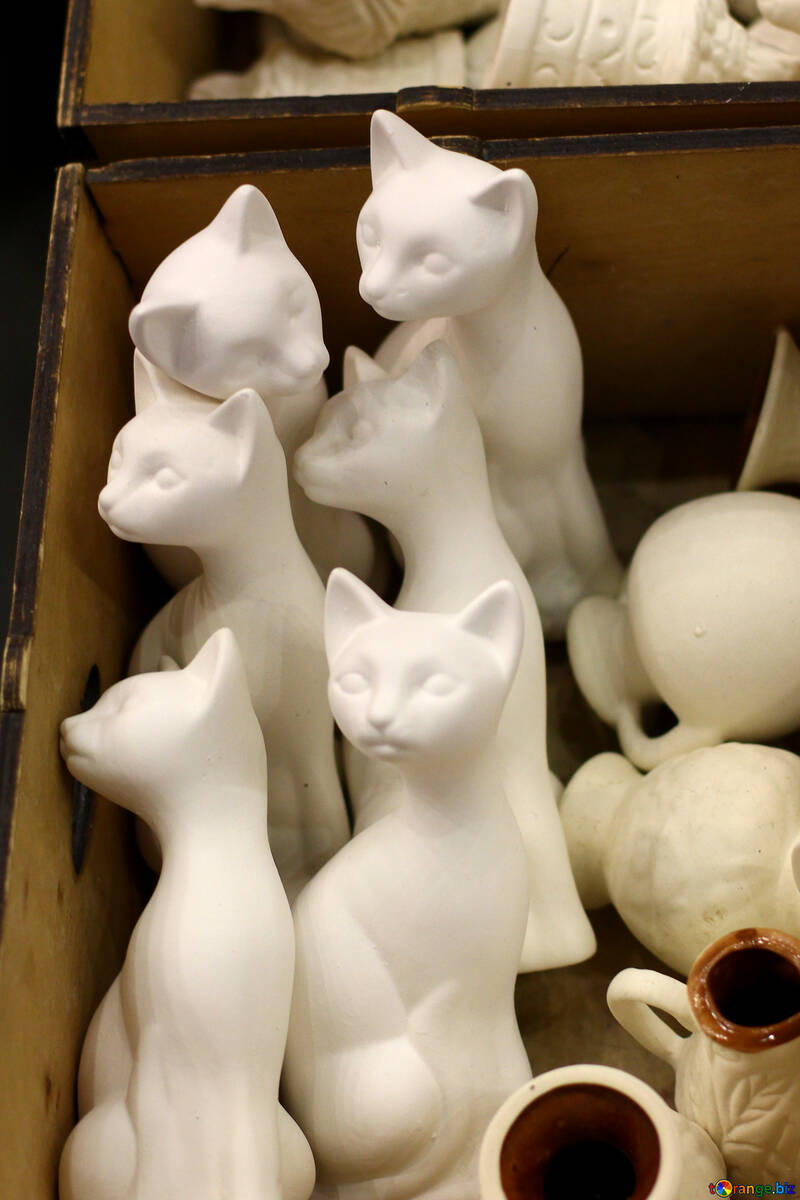 Estatuas de gatos №53168