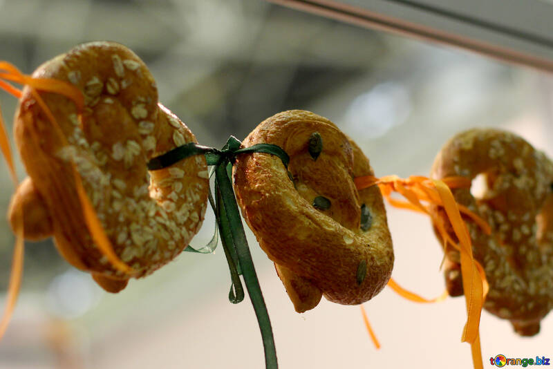 hanging meat pastry food pastries №53044