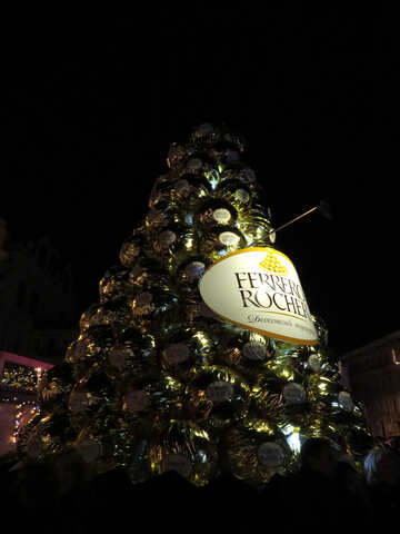 Chocolate tree Ferrero Roche №54101