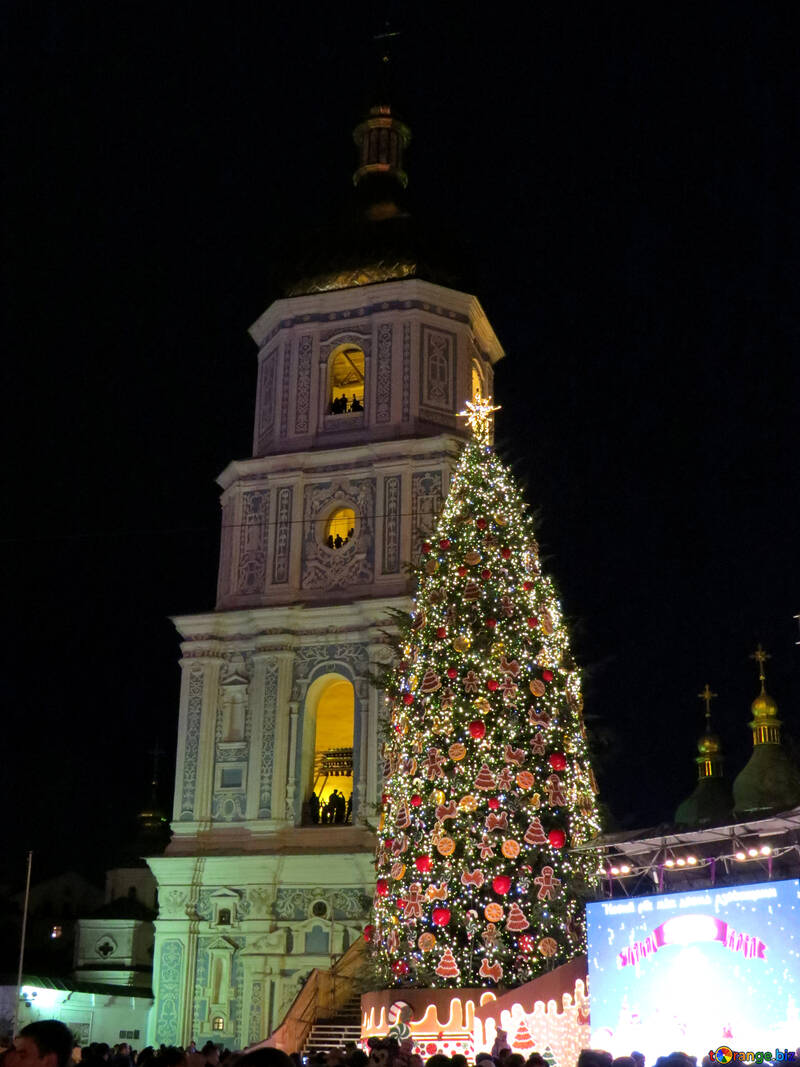 Torre y árbol de navidad №54084