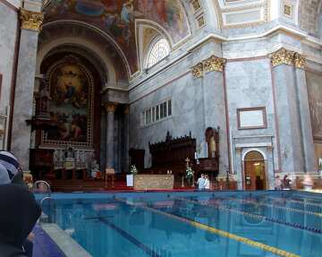 Sports pool in the church №56432