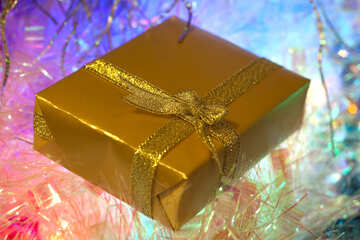 Gold  gift. №6522