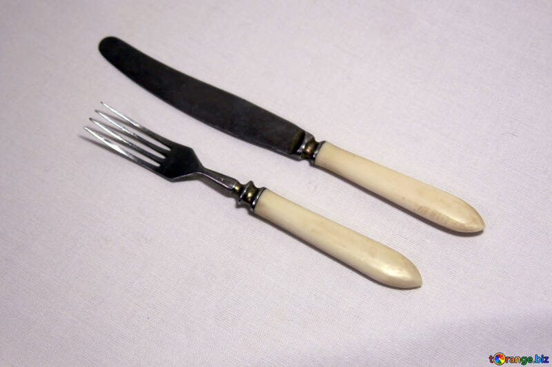 Couteau et fourchette .  №7483