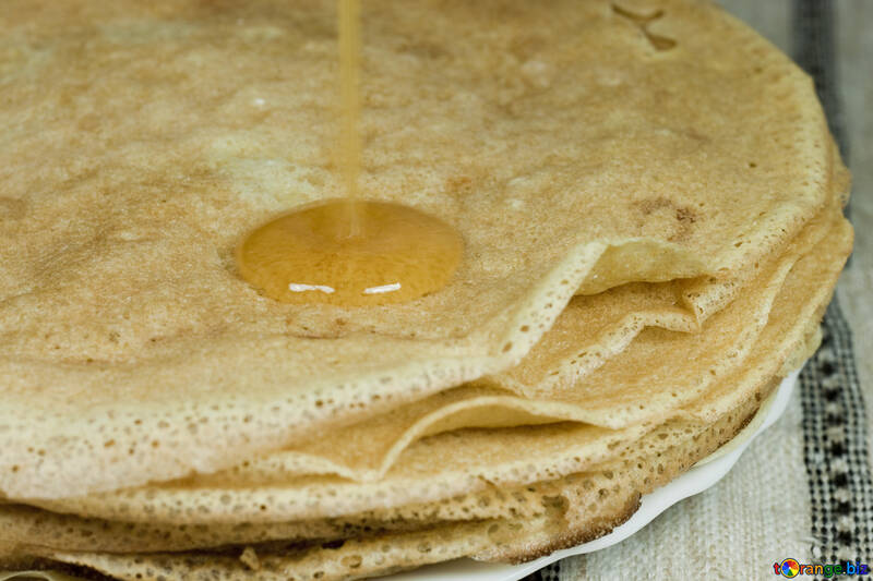 Honey  and  pancakes №7739
