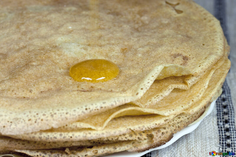 Drop  honey  at  pancakes №7741