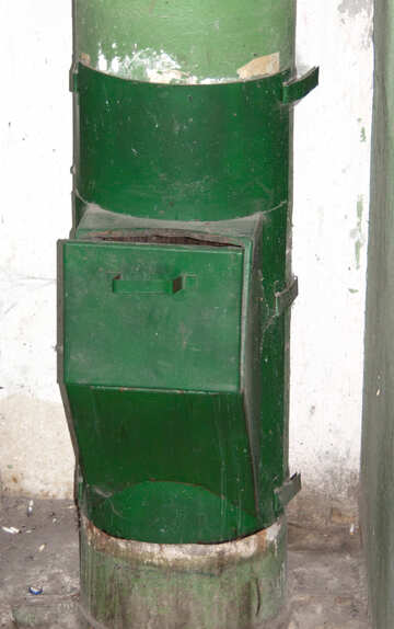 Garbage chute  in  home №8708